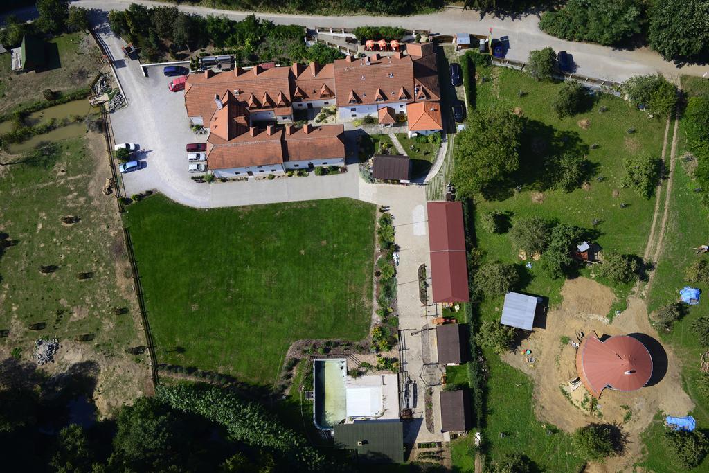 Pension Kadlcuv Mlyn Brno Exterior foto
