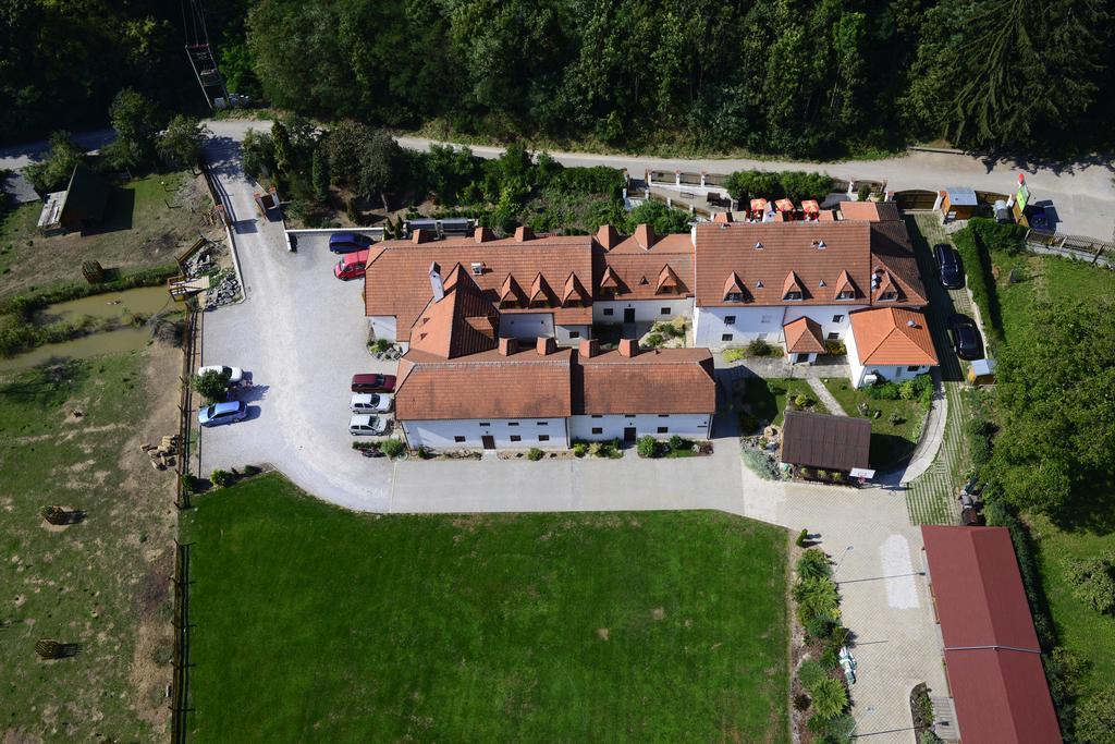 Pension Kadlcuv Mlyn Brno Exterior foto